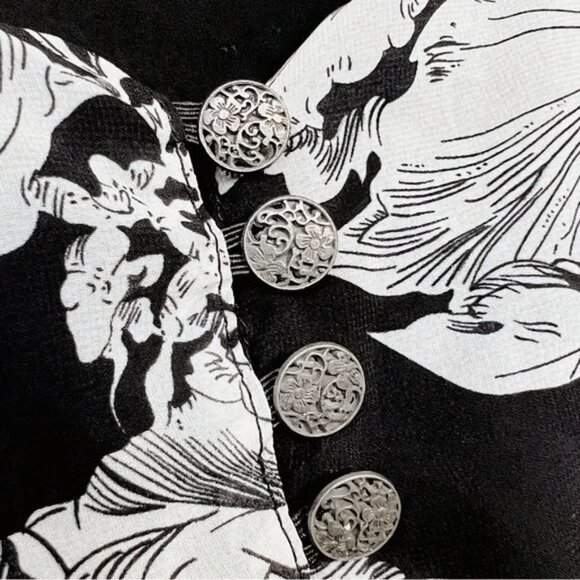 MINKPINK Women's Black Floral V Neck Flutter Kimono Ruffle Sleeves Mini Dress 10 - Picture 8 of 14